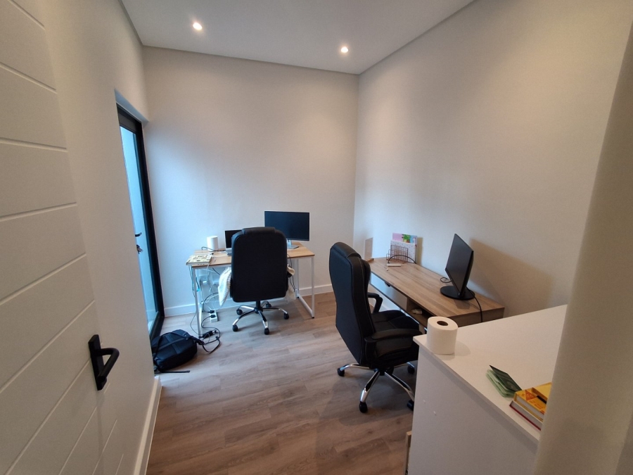 3 Bedroom Property for Sale in Sandown Western Cape
